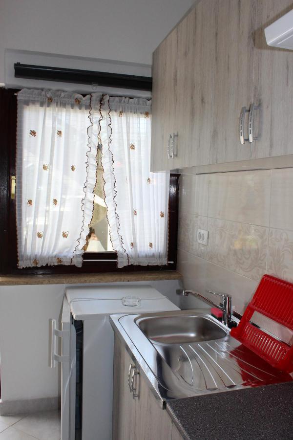 Laura'S Apartment ポレッチ エクステリア 写真
